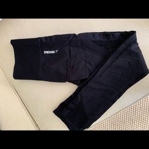 Black Gymshark leggings